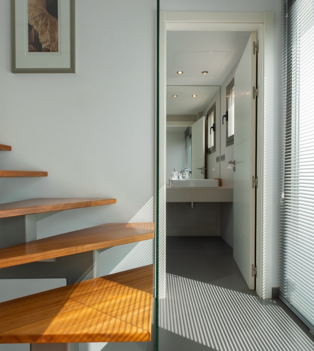 Resa Estates Ibiza Jesus townhouse 3 bedrooms te koop sale interior stair.jpg